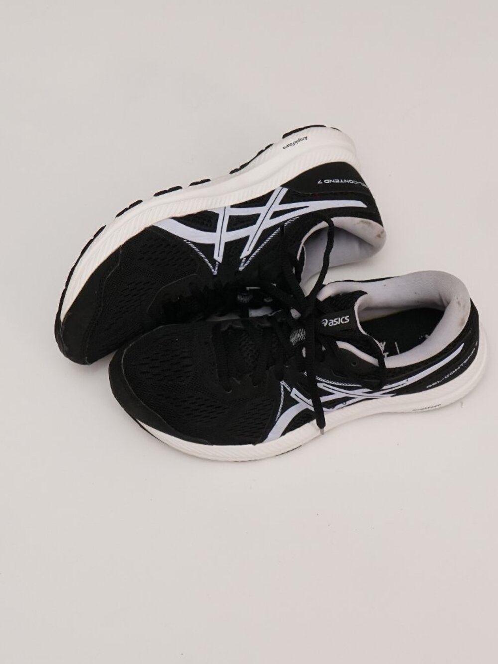 ASICS Gel-Contend 7 Men’s Size 7.5 Black White Running Shoes